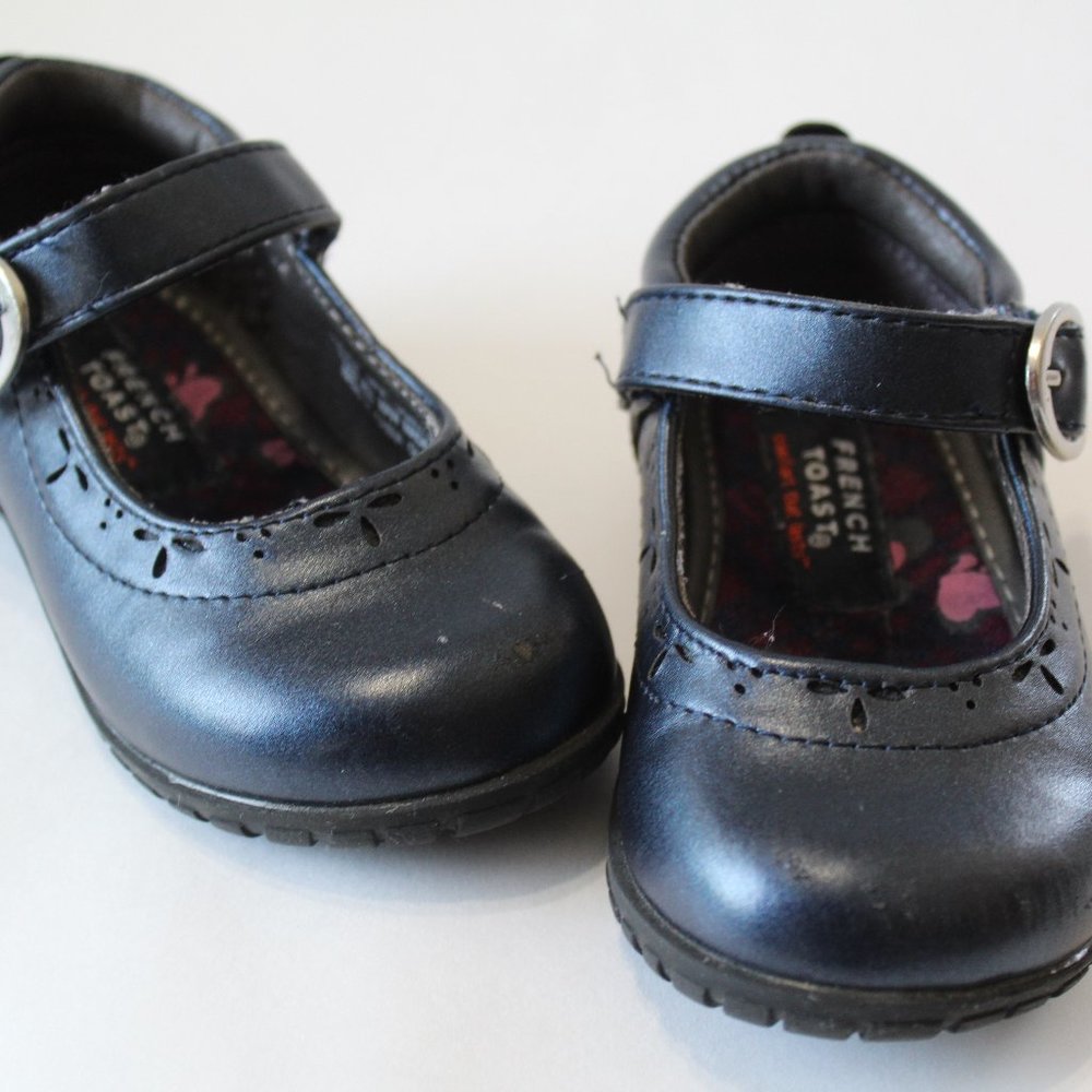 French Toast Toddler Girl Maryjanes Size 6